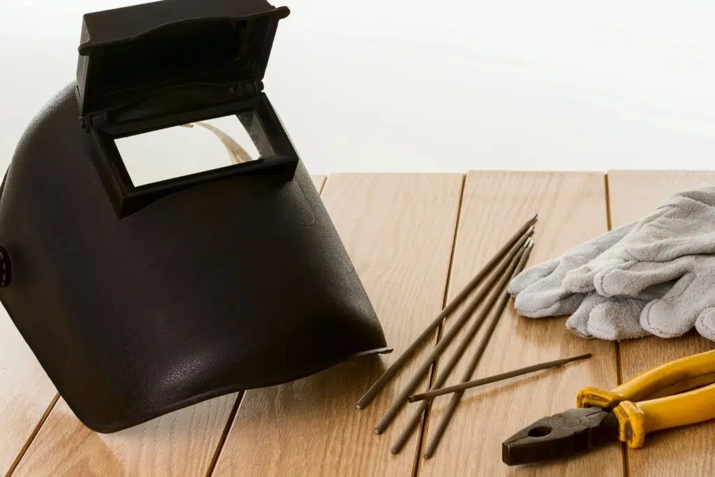 Portable Welding Equipment 7 Powerful Ways to Boost On-Site Efficiency | Eddy's Mobile Welding | On-Site Welding & Metal Fabrication in Sydney ield welding safety with PPE and portable welding equipment